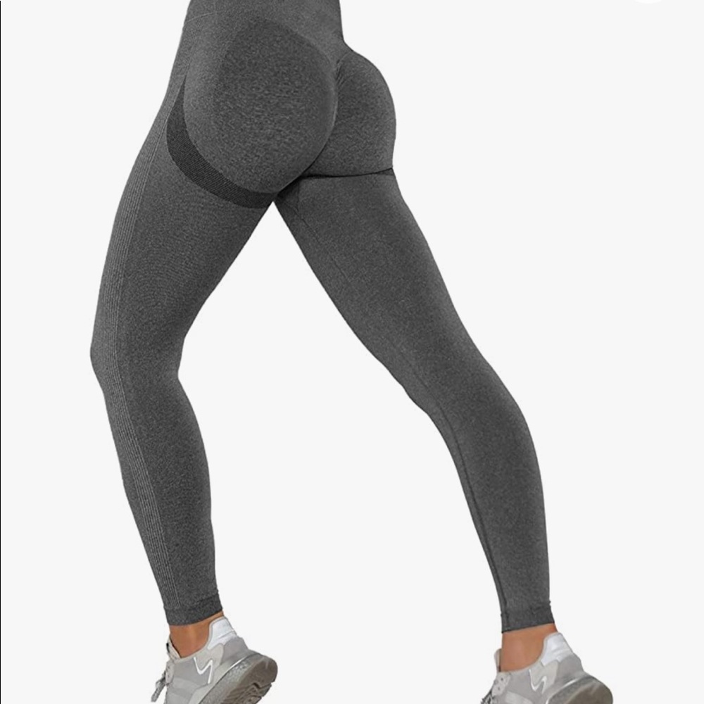 SOLD Grey high waisted leggings